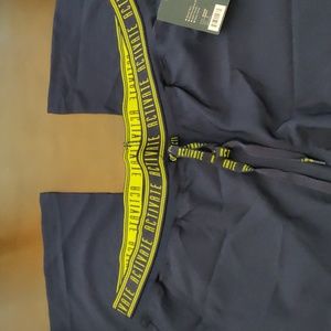 Medcouture, size large, Navy color scrubs